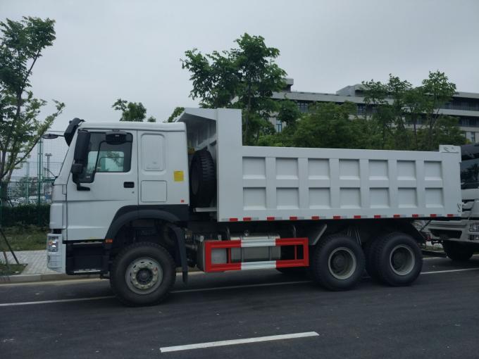 Ασφαλής Tipper Sinotruk Howo χαμηλή κατανάλωση πετρελαίου φορτηγών βαριών φορτίων