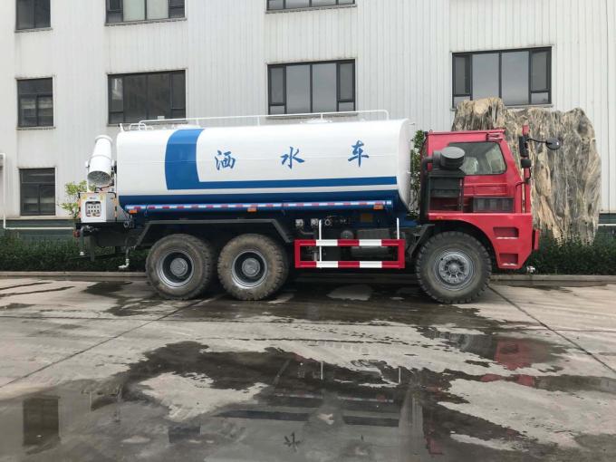 Φορτηγό νερού 5-10ton 5-10cbm Sinotruk 4X4