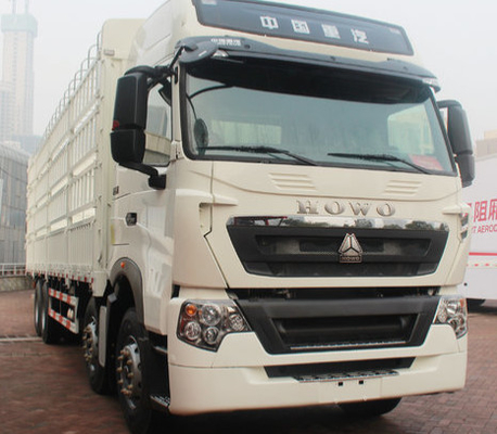 Φορτηγό 8X4 371hp παράδοσης φορτίου ZZ1317M4661V SINOTRUK HOWO για το σκληρό περιβάλλον