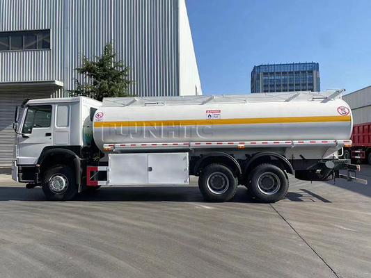 Drive φορτηγών βυτιοφόρων 6x4 20000L Sinotruk Howo 371hp LHD