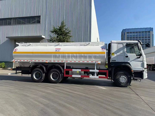 Drive φορτηγών βυτιοφόρων 6x4 20000L Sinotruk Howo 371hp LHD
