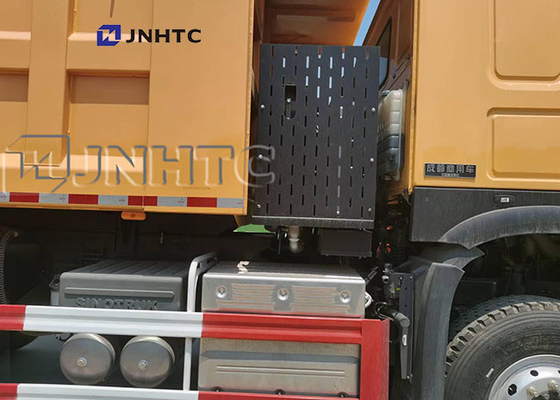 Ανοιχτό φορτηγό Sinotruk Howo 371hp 300L αρότρων χιονιού οδικών οχημάτων αποκομιδής απορριμμάτων