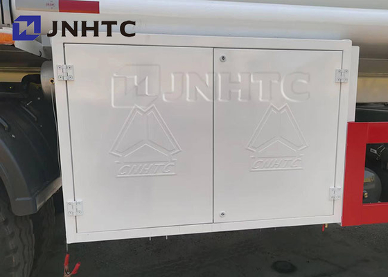 καύσιμα diesel φορτηγών πετρελαιοφόρων 6x4 20000L 371Hp Sinotruk Howo