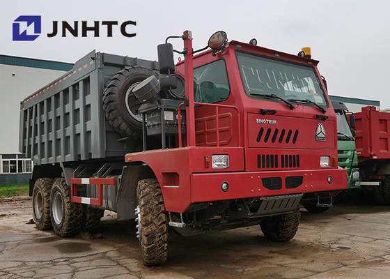 Φορτηγό απορρίψεων υπόγειας μεταλλείας Howo 6x4 Sinotruck 30cubic 70tons