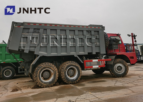 Φορτηγό απορρίψεων υπόγειας μεταλλείας Howo 6x4 Sinotruck 30cubic 70tons