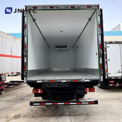 Νέο Lihgt ψυγείο φορτηγό Sinotruck 4X2 5 τόνους για ψύξη τροφίμων παράδοση χαμηλή τιμή