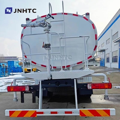 Ζεστό νερό BEIBEN δεξαμενόπλοιο 6X4 300HP/380HP 10 τροχούς 25m3 προς πώληση