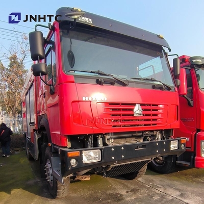 HOWO 4*4 Πυροσβεστικό φορτηγό HOWO 5000L Υδροφουσκωτήρα Πυροσβεστικό φορτηγό Μίνι Πυροσβεστικό φορτηγό