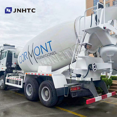 SINOTRUK HOWO Αμαξοστάσιο ανάμειξης σκυροδέματος 6x4 10 τροχών 400HP Αμαξοστάσιο ανάμειξης σκυροδέματος