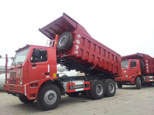 Το Sinotruk 6x4 10 κυλά το βαρύ Tipper μεταλλείας φορτηγών απορρίψεων 70T 30M3 φορτηγό LHD 371hp