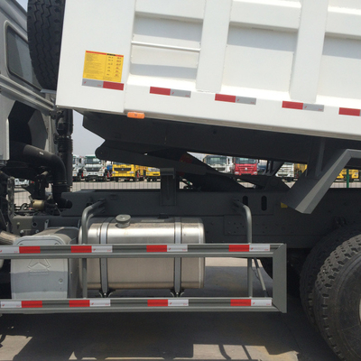 Sinotruk Howo7 μέσο άσπρο χρώμα φορτηγών απορρίψεων ανύψωσης βαρέων καθηκόντων 6x4 20m3 371hp