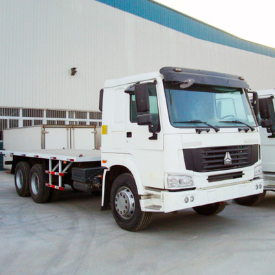 Πράσινα 6 X 4 βαρέων καθηκόντων φορτηγά 371HP 40 τόνοι μια φόρτωση κρεβατιών για να μεταφέρει το φορτίο