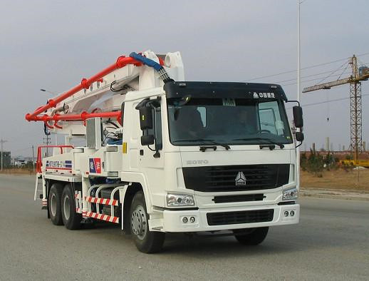 125M3 / Χ 21m φορτηγό συγκεκριμένων αντλιών με με τη μεγάλη ικανότητα ρουλεμάν και τη μικρή ταλάντευση