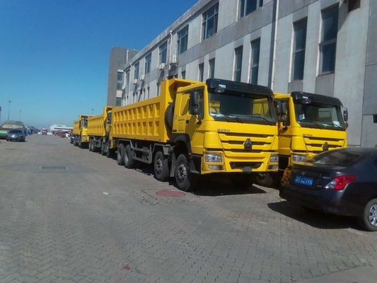 Κίτρινο φορτηγό απορρίψεων 371hp 20M3 RHD Sinotruk Howo 6x4 για 40-50 τόνους φορτίων