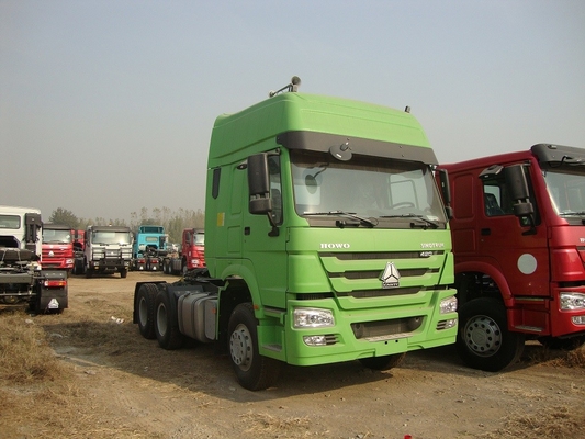 Sinotruk HOWO 25 τόνοι άσπρου πρωταρχικού - φορτηγό D12.42 μετακινούμενων με δύο κρεβάτια