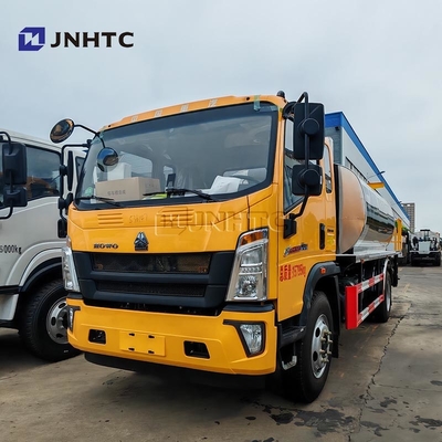 HOWO Ασφαλτοκηλίδωμα εξοπλισμός φορτηγά 4X2 160HP έξυπνη διαχέτρια βιδούλης για πώληση