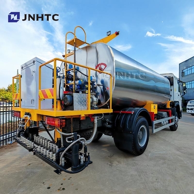 HOWO 4X2 340HP έξυπνος διαχέτης βιδούλης φορτηγά εξοπλισμού ψεκασμού άσφαλτου