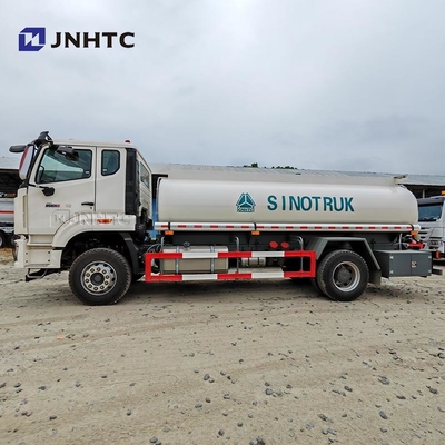 Howo NX Ανεμικό φορτηγό 4x2 200-380hp Οδηγός τροχός Σπρέιζερ Τανκ Φορτηγό Καλή τιμή