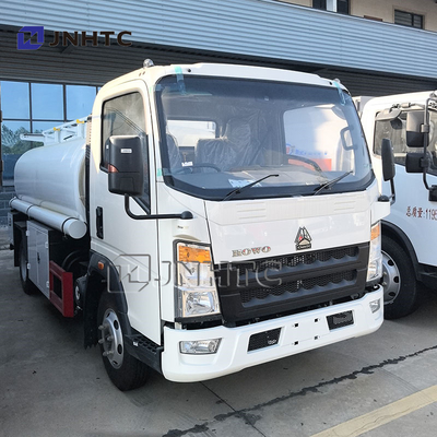 Sinotruk Howo Μίνι ελαφρύ δεξαμενόπλυμα πετρελαίου 4x2 3000L καυσίμων
