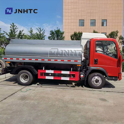 Νέο SINOTRUK HOWO 4*2 Euro2 10 Cbm 10000L φορτηγό ανεφοδιασμού με μετρητή ροής