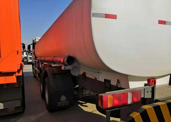 ικανότητα ροδών 21cbm φορτηγών SINOTRUK HOWO A7 10 δεξαμενών καυσίμων 371hp 6x4