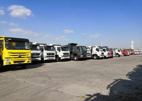 336HP μπλε χρώματος λυμάτων αποβλήτων φορτηγών 6x4 αποβλήτων φορτηγό αναρρόφησης νερού κενό