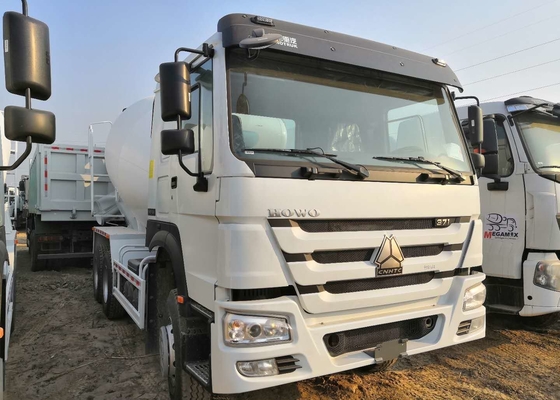 Φορτηγό συγκεκριμένων αναμικτών χρήσης 6x4 πόλεων για την κατασκευή, κυβικό φορτηγό αναμικτών τσιμέντου μετρητών 10