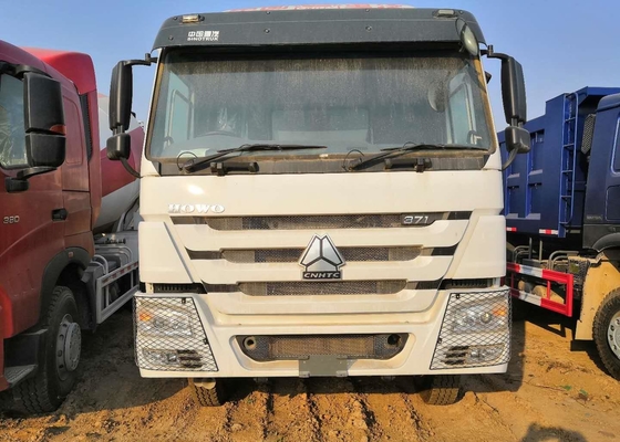 Άσπρο Tipper HOWO 8x4 φορτηγό απορρίψεων κατασκευής φορτηγών βαρέων καθηκόντων 30 κυβικό