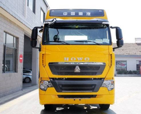 Κίτρινα χρώματος Sinotruk 4x2 Howo τρακτέρ πρότυπα εκπομπής φορτηγών 290hp ευρο- ΙΙ