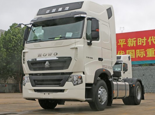 Άσπρο SINOTRUK HOWO 4X2 πρωταρχικό - τρακτέρ επικεφαλής 336HP ZZ4257S3248V φορτηγών μετακινούμενων