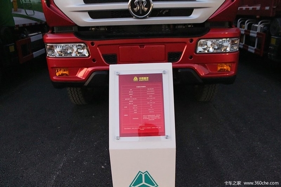 Tipper άμμου SINOTRUK SWZ 8x4 φορτηγό ειδικό στους μπροστινούς άξονες κόκκινου χρώματος HF12 για 55 τόνο