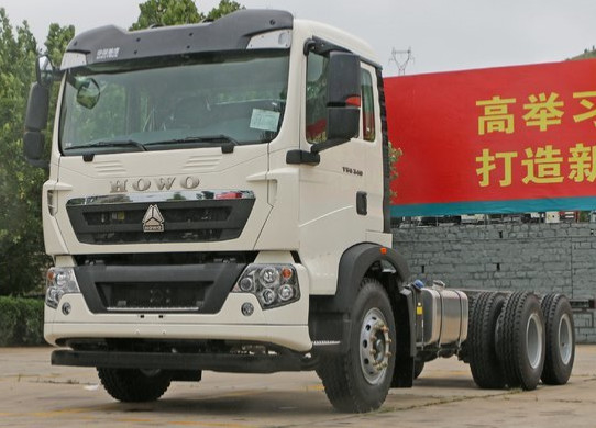 Άσπρο φορτηγό 290HP HF7 φορτίου χρώματος SINOTRUK HOWO 6X4 βαρύ/μπροστινοί άξονες 40Ton HF9