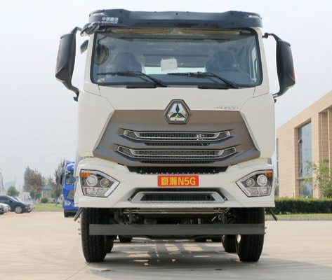 SINOTRUK HOHAN 8X4 βαριά φορτίου φορτηγών 30-52 κατανάλωση καυσίμων τόνου ZZ1315M4666C1 μικρή