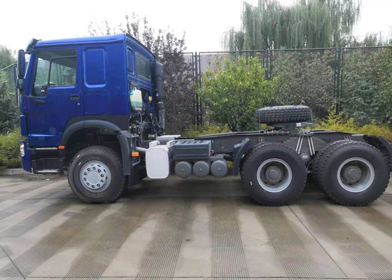 Μπλε χρώμα 371 HP HOWO τρακτέρ επικεφαλής μετακινούμενος φορτηγών φορτηγών ημι για Tansport