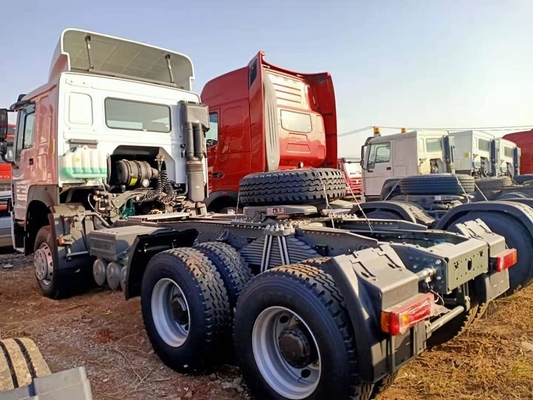καμπίνα ροδών HW76 φορτηγών 6x4 10 τρακτέρ 420hp Sinotruk Howo7 για τη ρυμούλκηση 50T