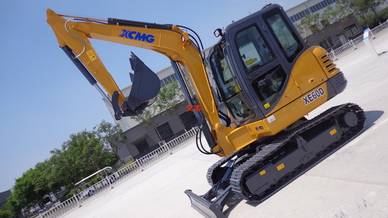 XE60D ο ελαφρύς εκσκαφέας καθήκοντος, υδραυλικός εκσκαφέας αντιολισθητικών αλυσίδων με 6T λειτουργεί το βάρος