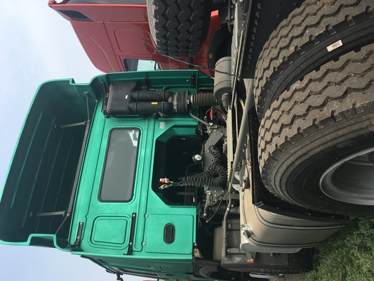 371hp SINOTRUK HOWO 6*4 πρωταρχικό - άσπρη μηχανή diesel χρώματος φορτηγών μετακινούμενων