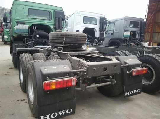 Ευρο- 2 κεφάλι τρακτέρ Sinotruk Howo 6x4 πρωταρχικό - φορτηγό μετακινούμενων