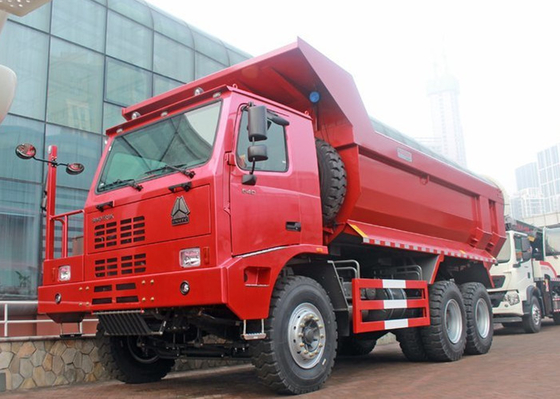 Φορτηγό απορρίψεων μεταλλείας Howo 371hp Sinotruk από το οδικό 70t ωφέλιμο φορτίο
