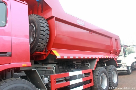 Φορτηγό απορρίψεων μεταλλείας Howo 371hp Sinotruk από το οδικό 70t ωφέλιμο φορτίο