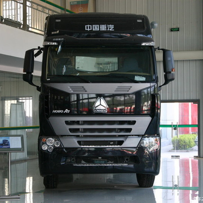 φορτηγό τρακτέρ Sinotruk Howo 6x4 πολυασχόλων 12R22.5 371hp 10