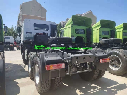 φορτηγό τρακτέρ 40T 420hp Sinotruk με τη δεξαμενή πετρελαίου 1000L