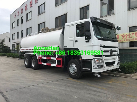 Sinotruk Howo 7 φορτηγό δεξαμενών νερού 20000L 6x4 με το σύστημα ψεκασμού
