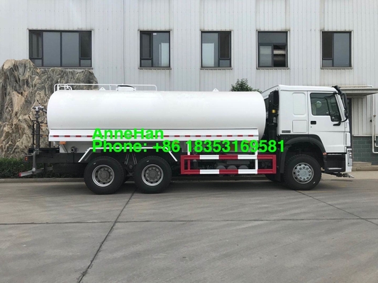 Sinotruk Howo 7 φορτηγό δεξαμενών νερού 20000L 6x4 με το σύστημα ψεκασμού