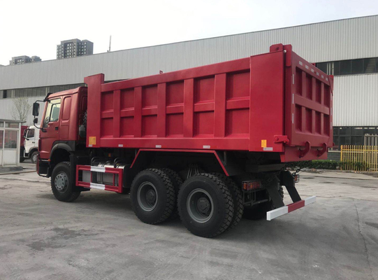 Κόκκινο Howo 7 φορτηγό απορρίψεων Sinotruk Howo 6x4 10 ρόδες 20M3 40T