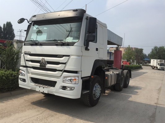 Άσπρη σειρά Sinotruk Howo πρωταρχική - φορτηγό διεθνές Zz4257s3241 400L μετακινούμενων