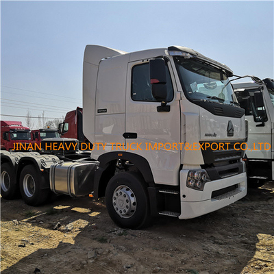 Άσπρο Sinotruk A7 6x4 πρωταρχικό - φορτηγό τρακτέρ Howo 6x4 φορτηγών μετακινούμενων