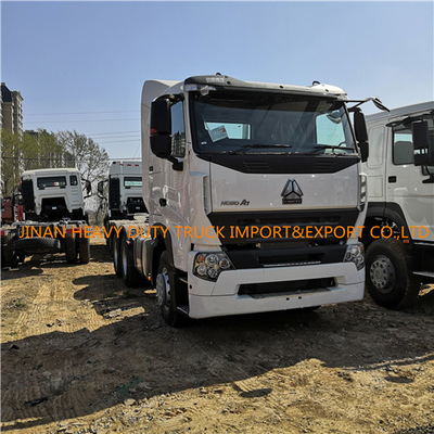 Άσπρο Sinotruk A7 6x4 πρωταρχικό - φορτηγό τρακτέρ Howo 6x4 φορτηγών μετακινούμενων