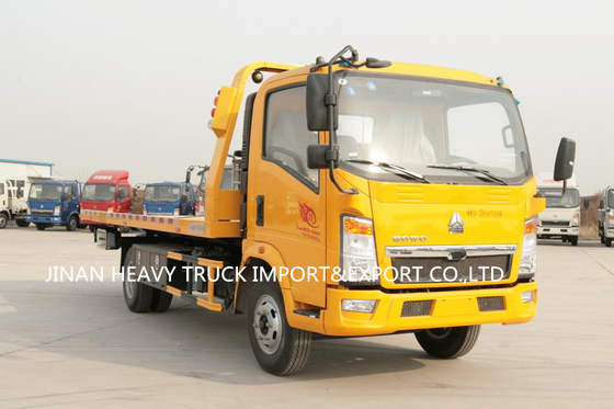SINOTRUK HOWO 4*2 6 ελαφρύ καθήκον φορτηγών Wrecker ροδών επίπεδης βάσης