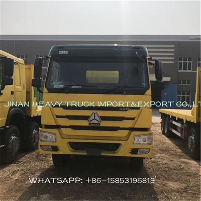 Sinotruk Howo 40 πόδια επίπεδης βάσης φορτηγό φορτίου 30 τόνου με την κλειδαριά εμπορευματοκιβωτίων